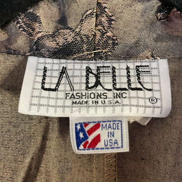 Vintage Floral Blazer - Picture 5 of 6